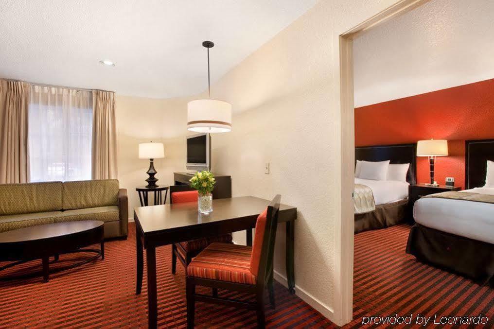 ホテル ハイアット ハウス ロサンゼルス エル セグンド エル・セグンド 部屋 写真
